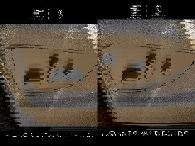 Used 2017 Chevrolet Suburban Premier image 23