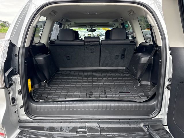 Used 2014 Lexus GX 460 AWD/4WD image 12