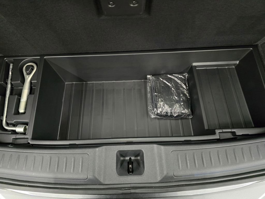 Used 2022 INFINITI QX50 Luxe w/ Appearance Package image 39