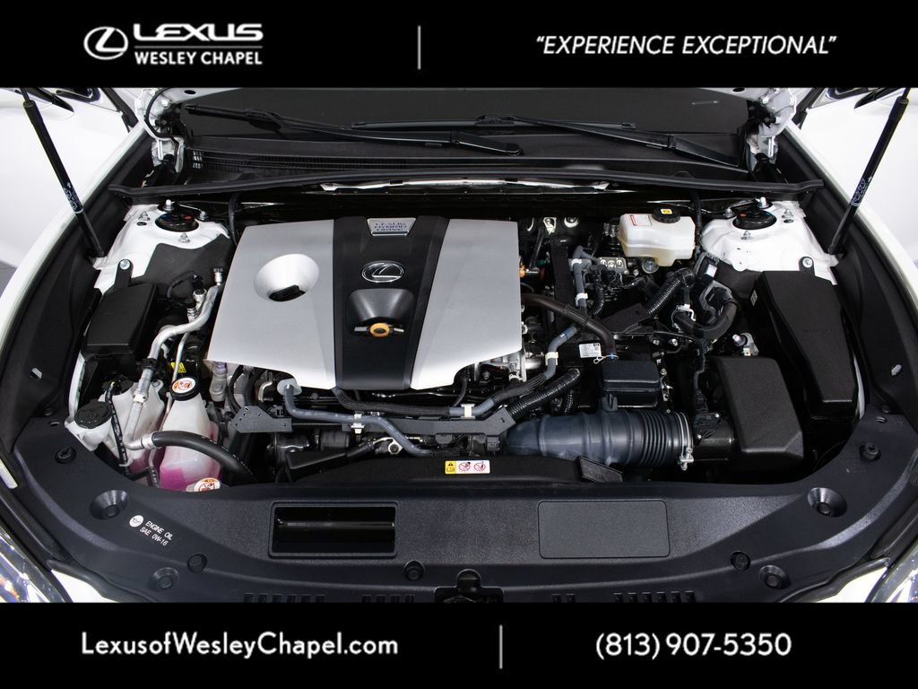 Used 2021 Lexus ES 300h Ultra Luxury w/ Accessory Package 2 FWD image 11