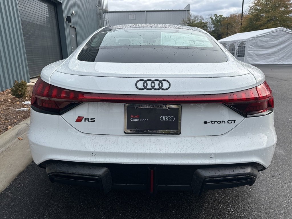 New 2026 Audi RS e-tron GT performance image 7