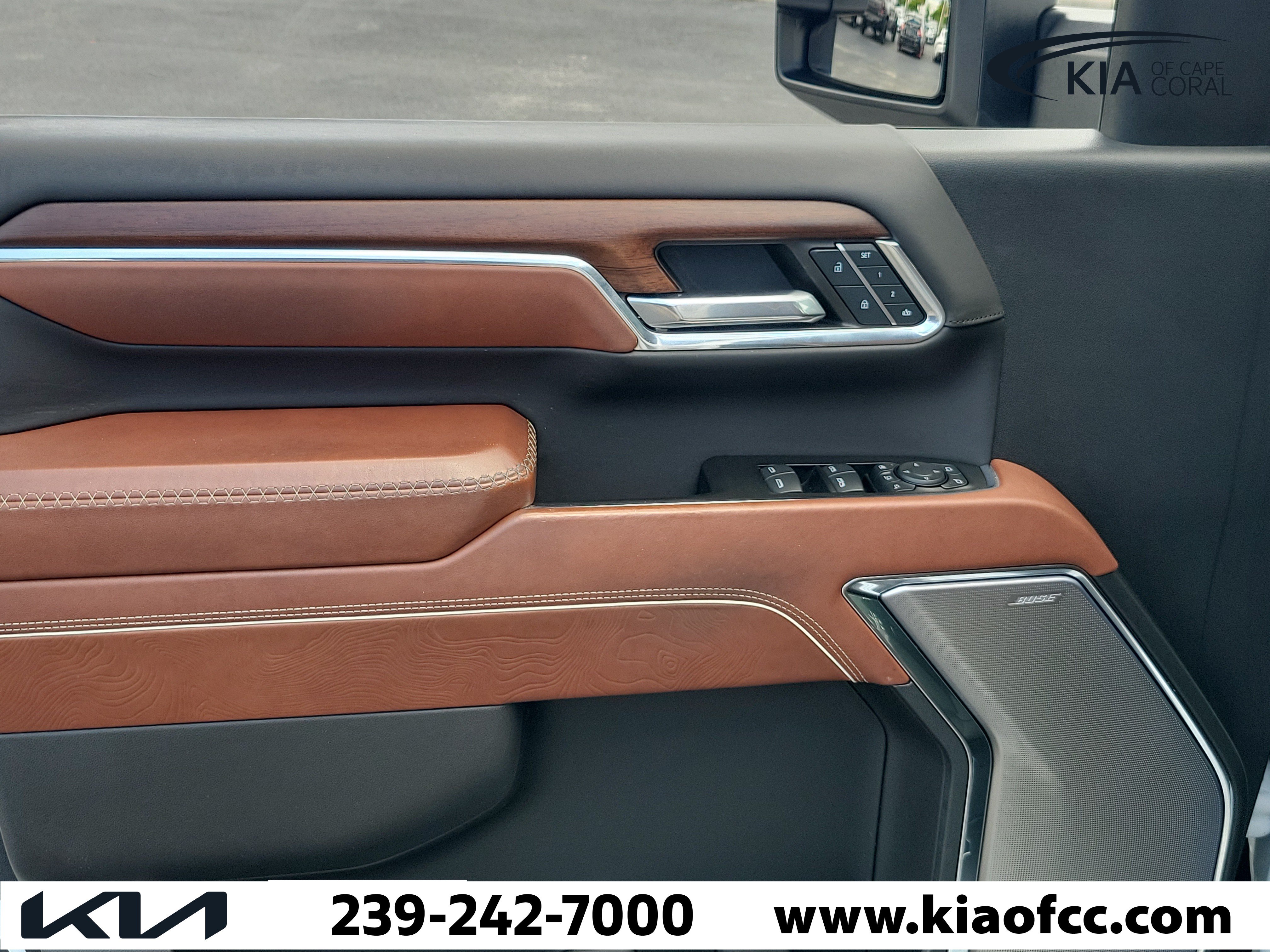 Used 2024 GMC Sierra 3500 Denali Ultimate AWD/4WD image 22