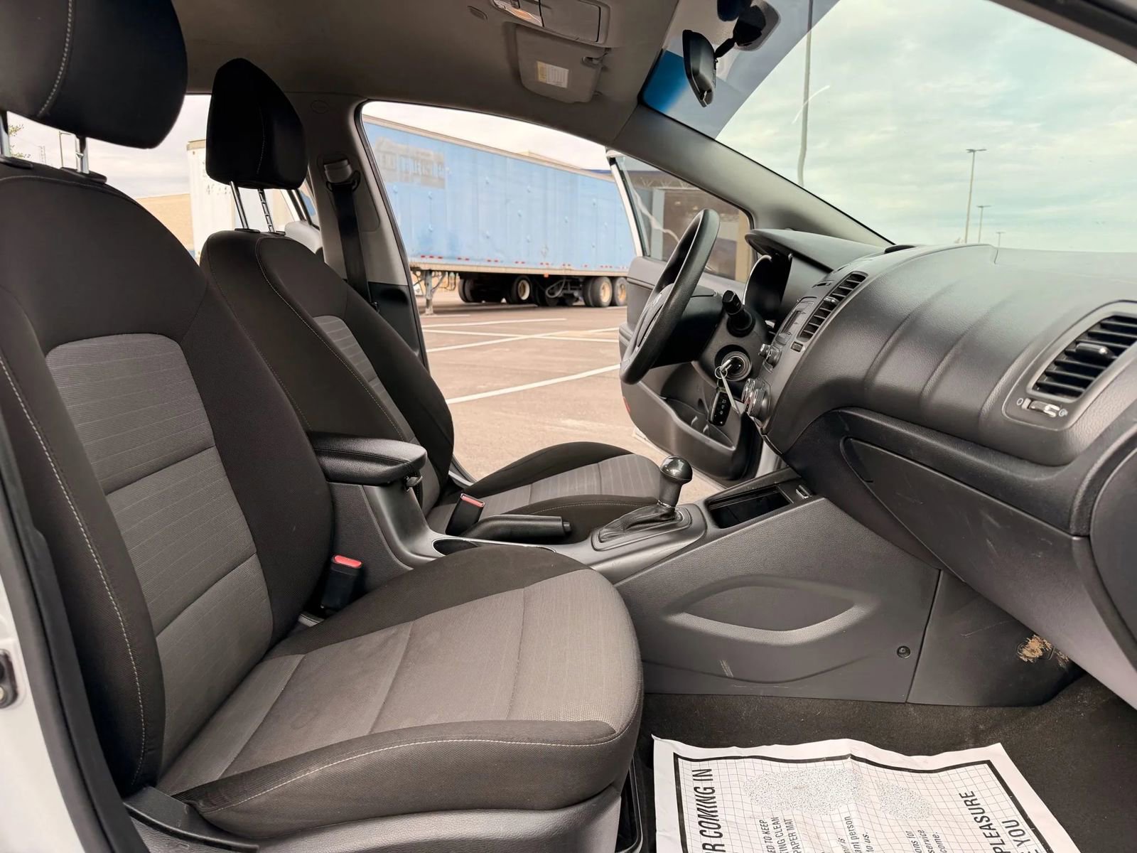 Used 2016 Kia Forte LX FWD image 21