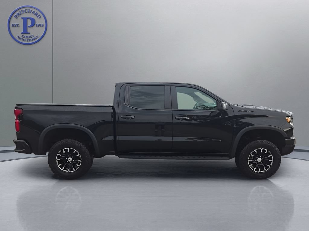 Used 2024 Chevrolet Silverado 1500 ZR2 w/ Technology Package AWD/4WD image 7