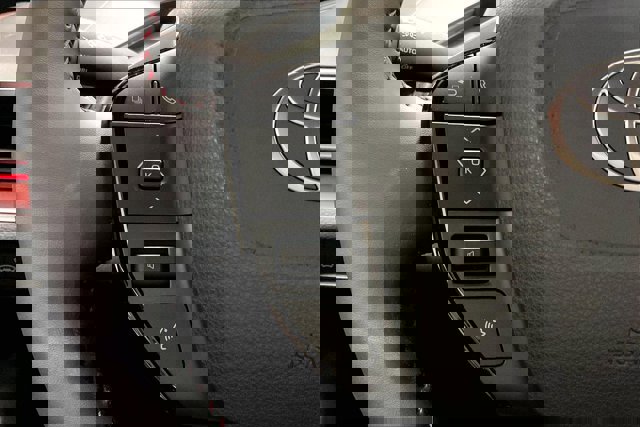 New 2026 Toyota Prius Plug-In Hybrid image 18