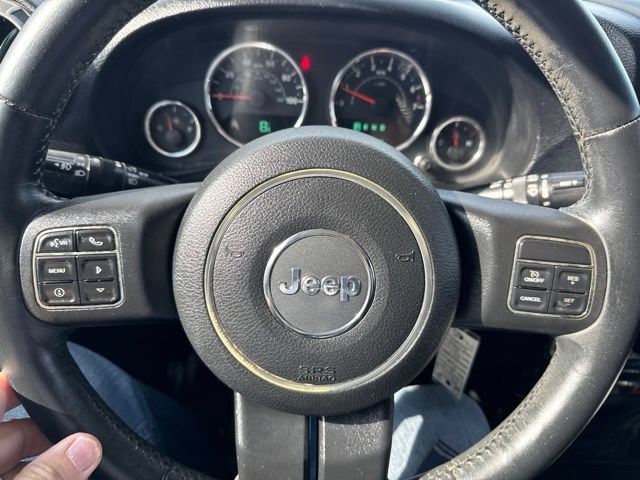 Used 2012 Jeep Wrangler Unlimited Sport AWD/4WD image 36