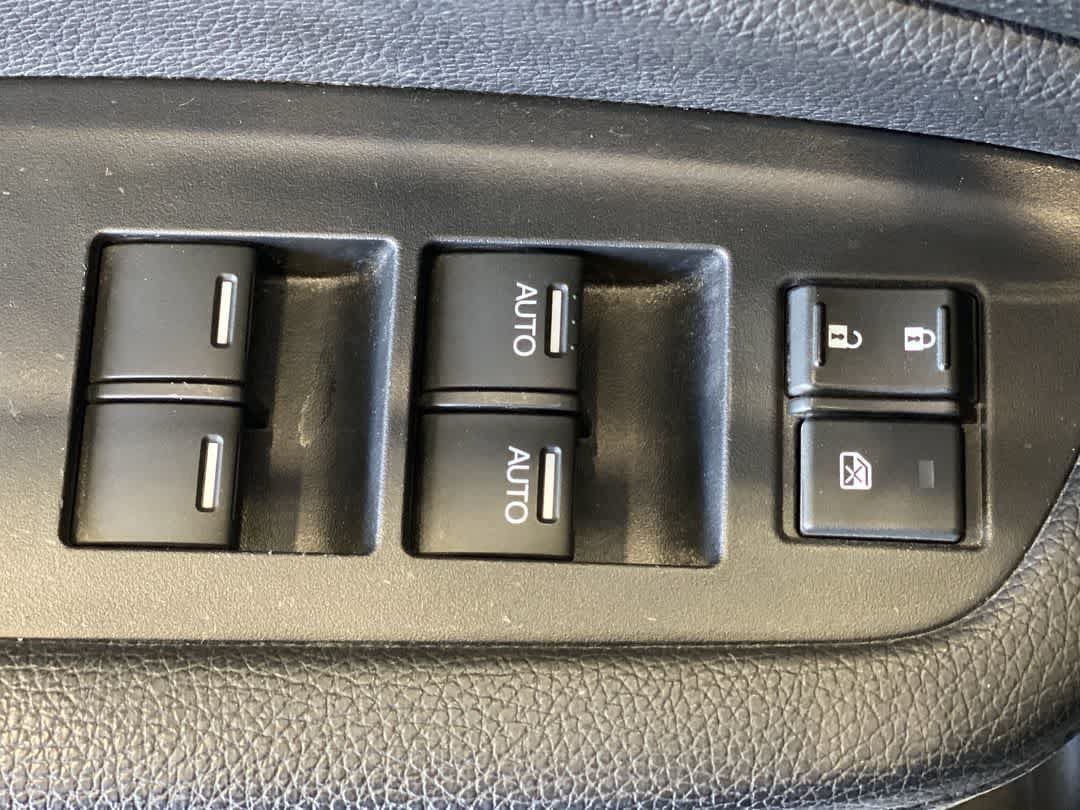 Used 2017 Honda Pilot Elite image 16