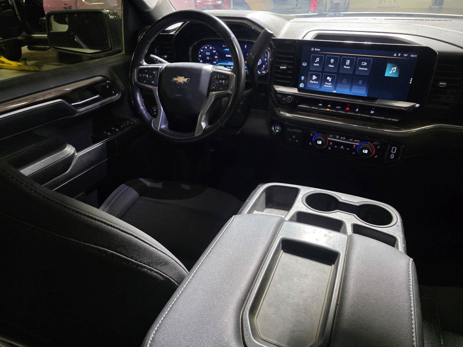 Used 2024 Chevrolet Silverado 1500 LT RWD image 15