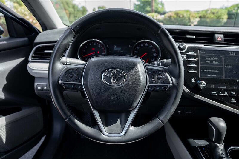 Used 2019 Toyota Camry XSE w/ Carpet Mat Package FWD image 11