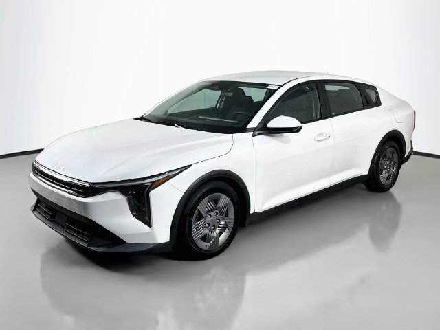 Used 2025 Kia K4 FWD image 4