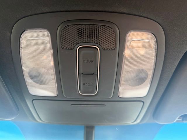 Used 2016 Kia Soul ! w/ Umber Package 1 FWD image 27