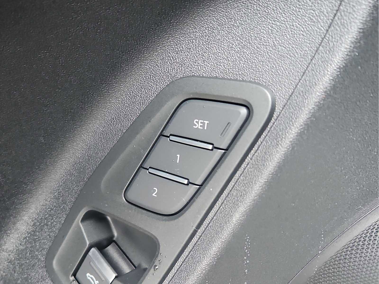 New 2026 Audi Q3 quattro 2.0T AWD/4WD image 7