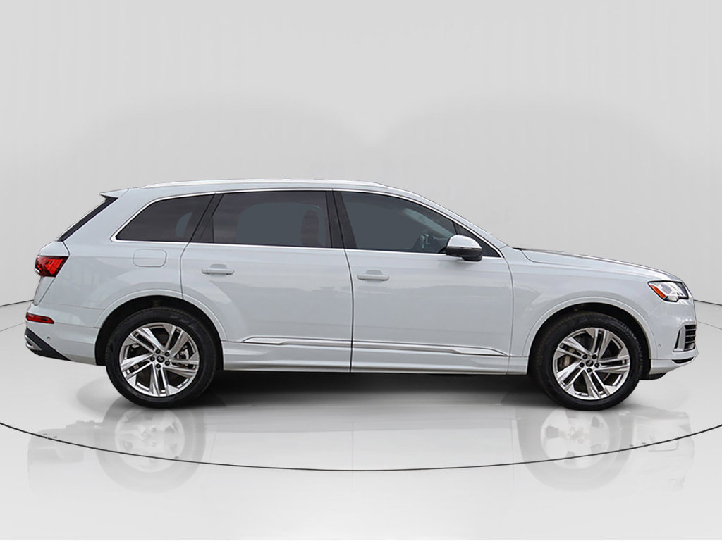 Used 2023 Audi Q7 3.0T Premium Plus w/ Premium Plus Package AWD/4WD image 8