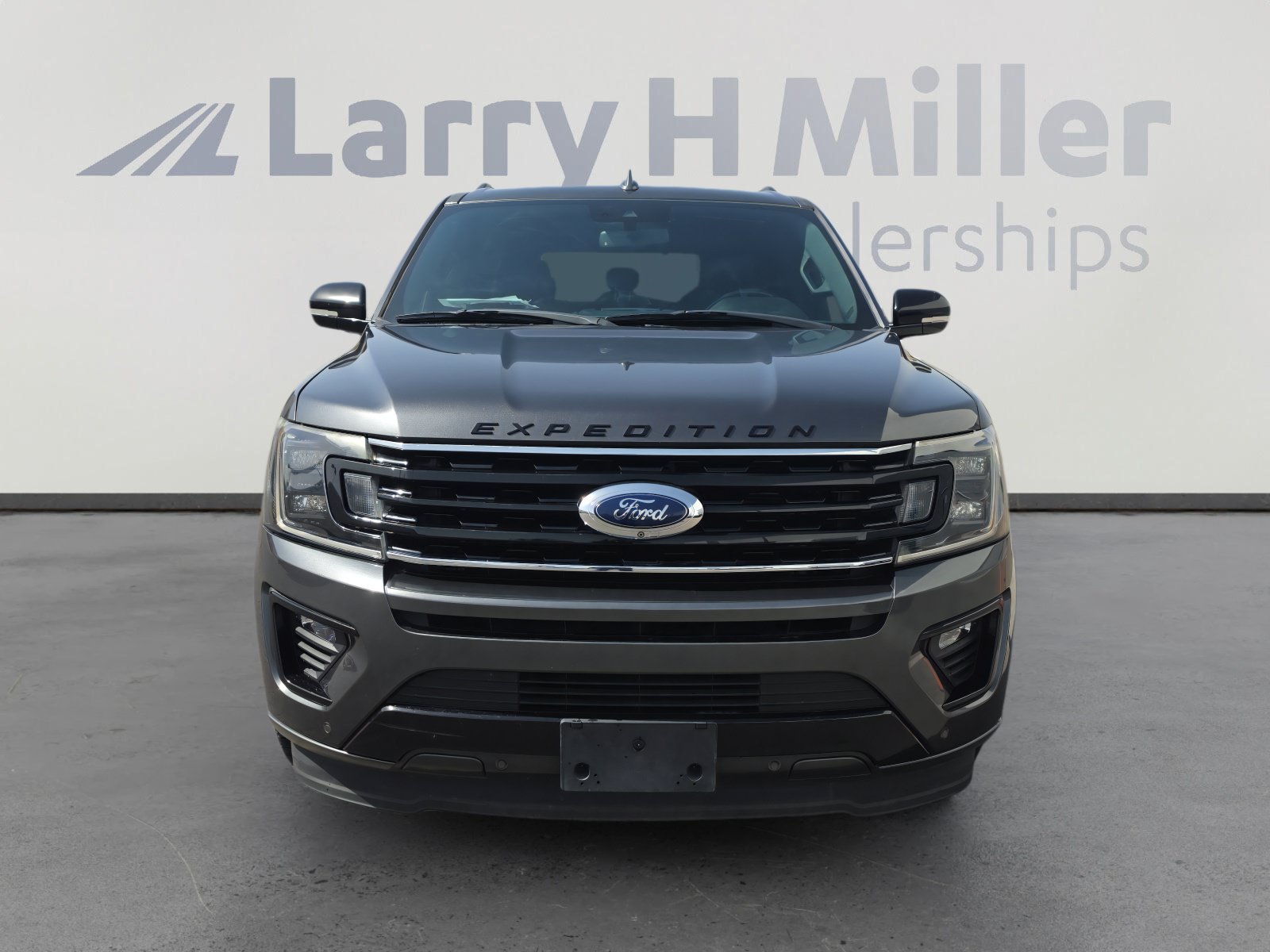 Used 2019 Ford Expedition Limited w/ Equipment Group 303A RWD image 8