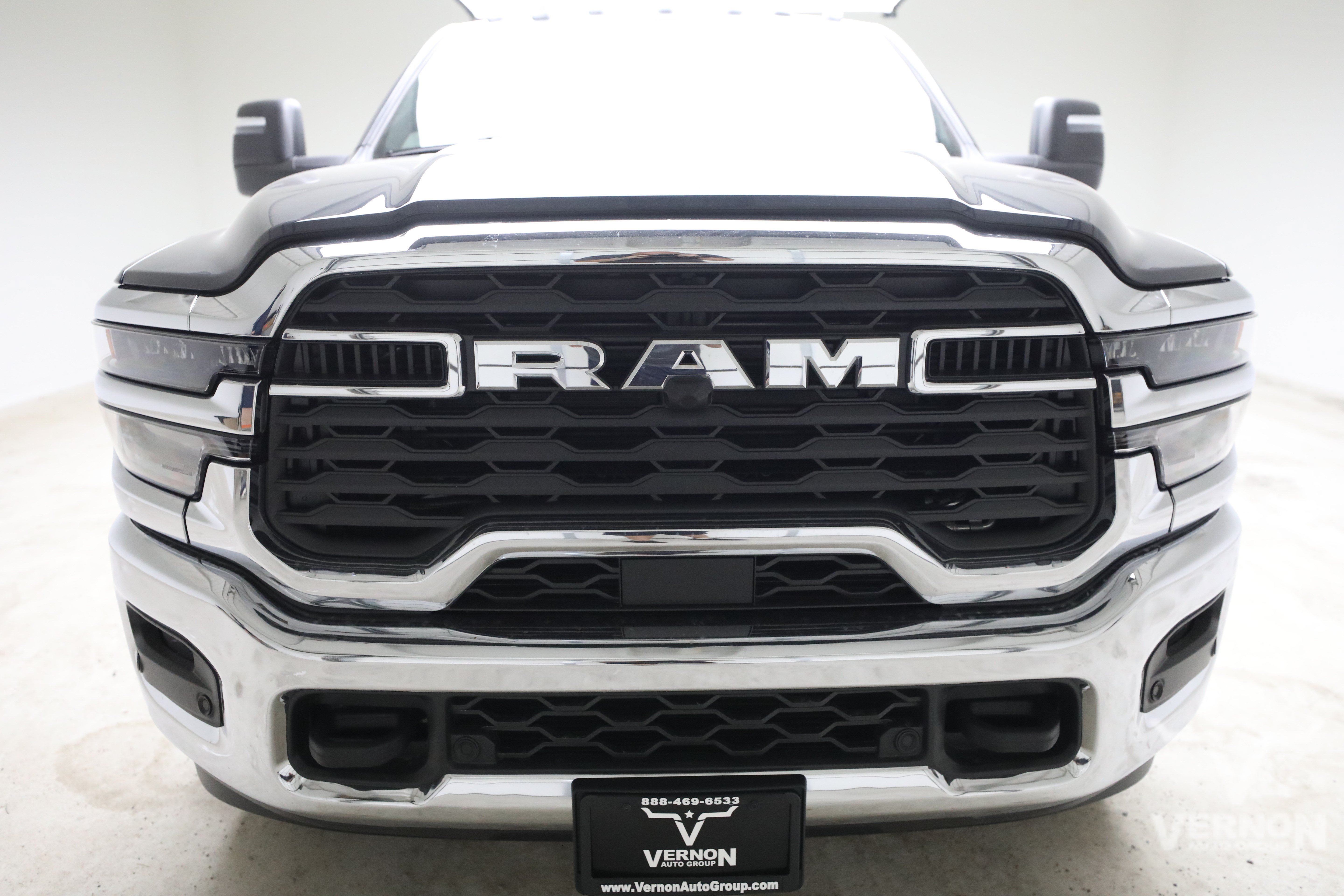 New 2026 RAM 3500 Tradesman AWD/4WD image 8