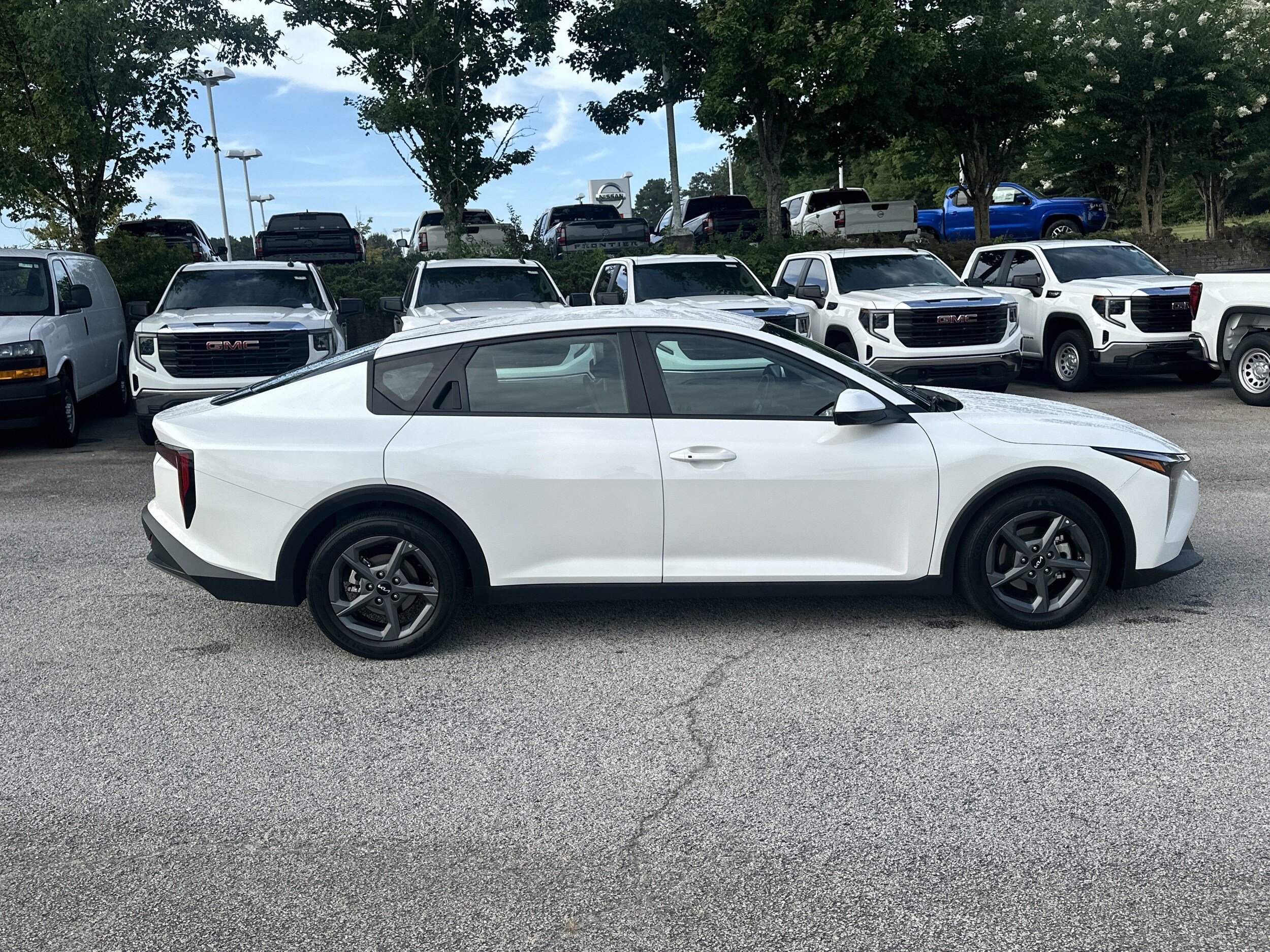 Used 2025 Kia K4 FWD image 38