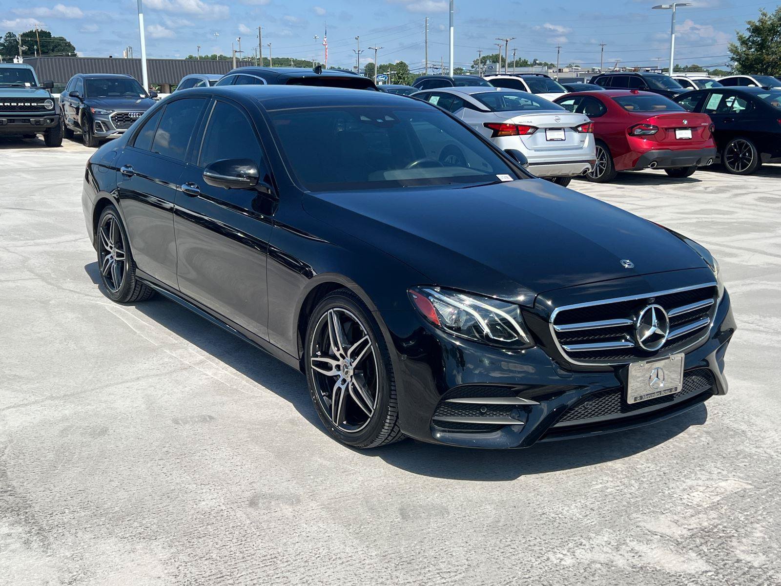 Used 2020 Mercedes-Benz E 350 Sedan image 3