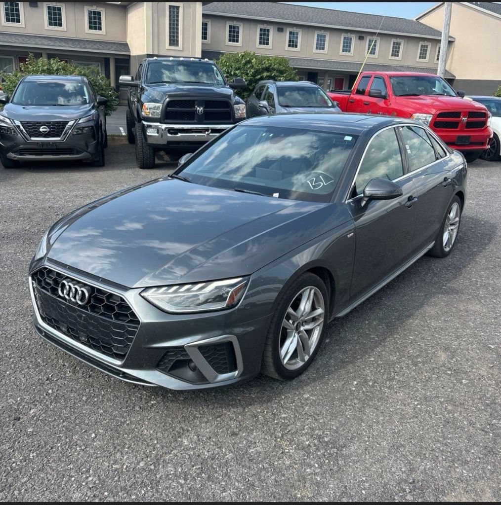 Used 2022 Audi A4 2.0T Premium Plus w/ Premium Plus Package AWD/4WD image 2