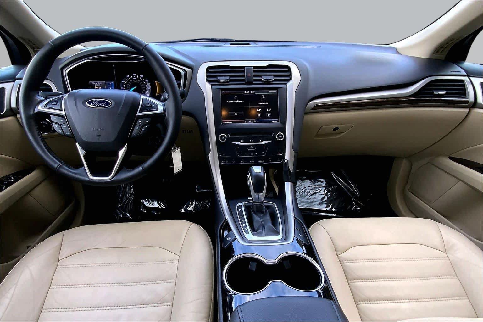 Used 2014 Ford Fusion SE w/ Equipment Group 202A FWD image 14