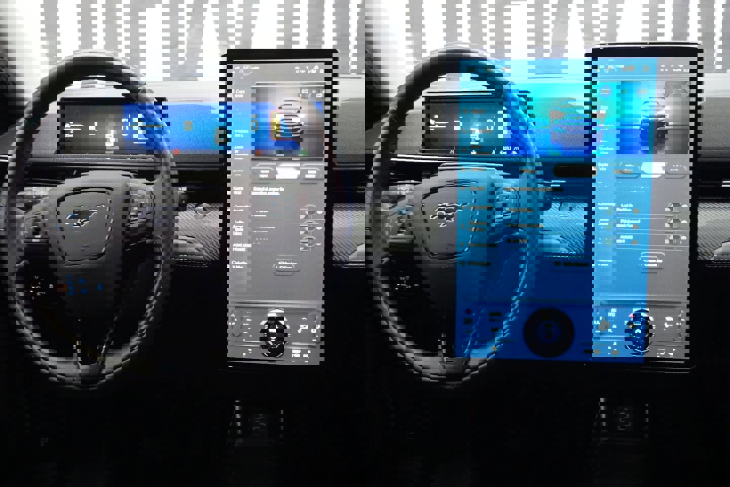 Used 2025 Ford Mustang Mach-E Select w/ Interior Protection Package image 27