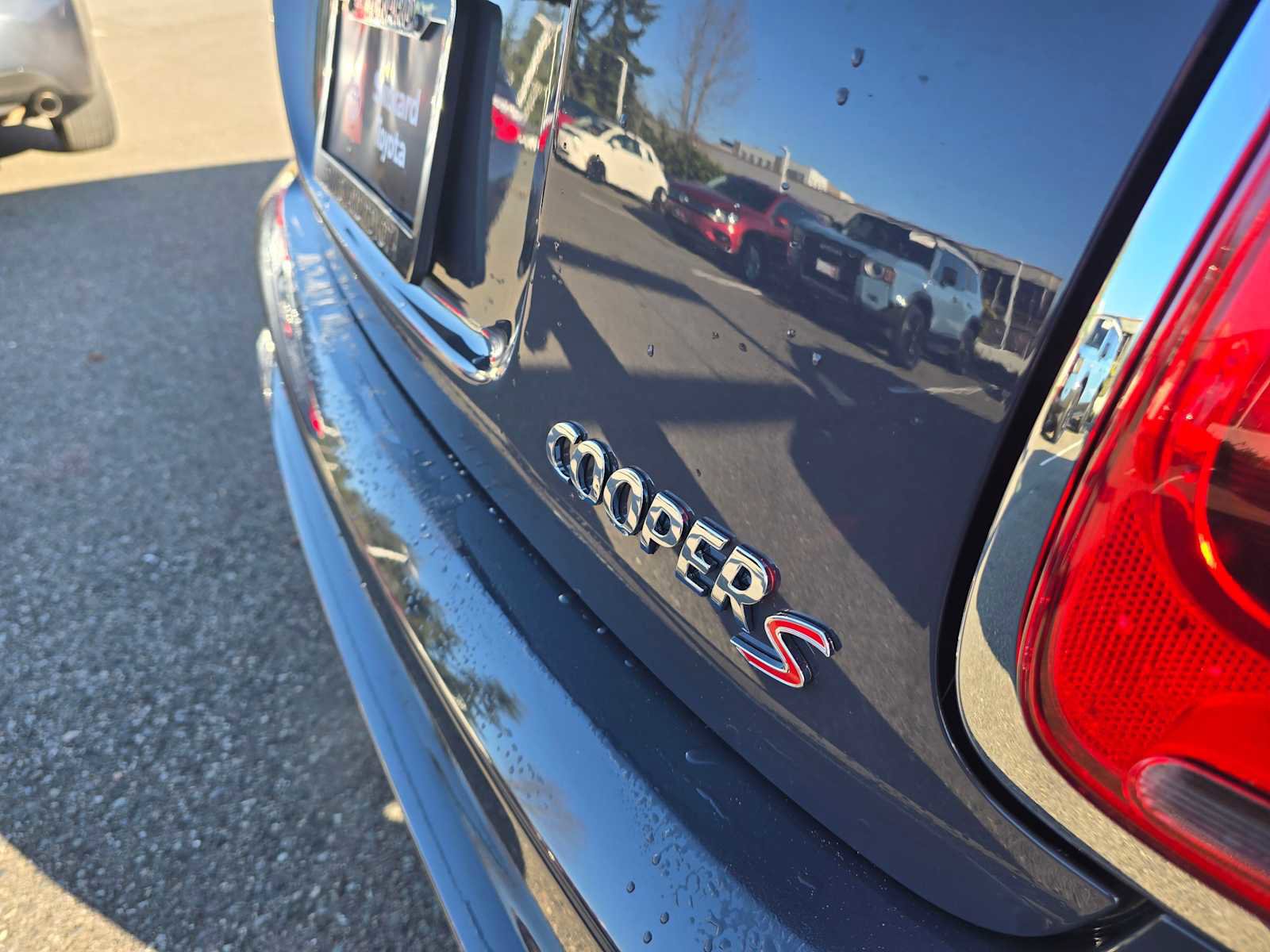 Used 2018 MINI Cooper S image 15