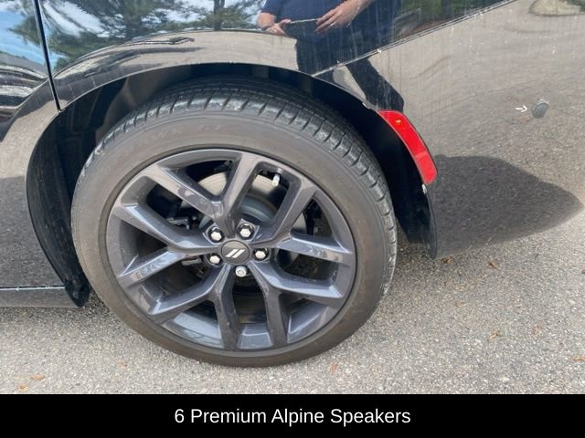 Used 2020 Dodge Charger SXT w/ Plus Group image 8