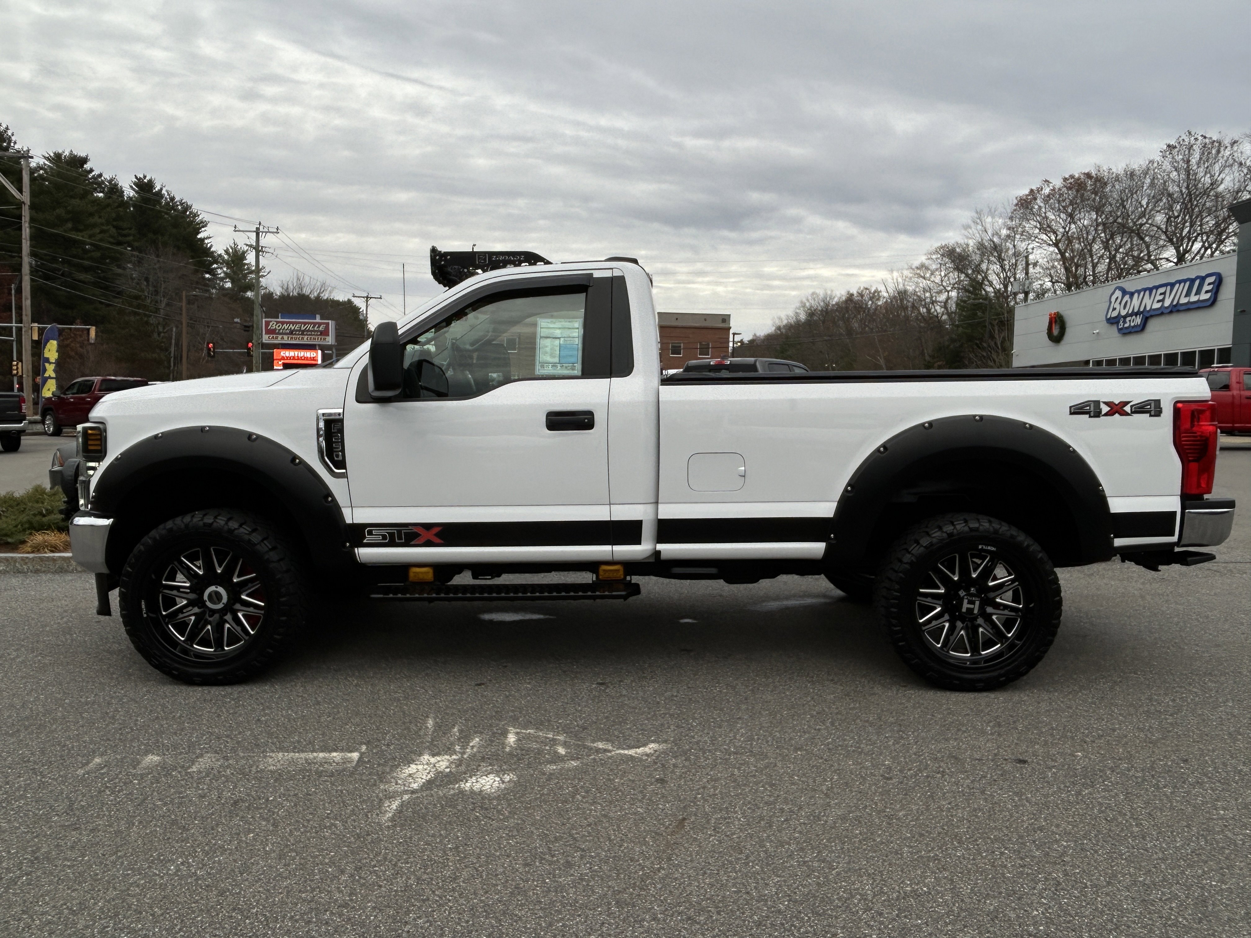 Used 2021 Ford F250 XL w/ STX Appearance Package image 5