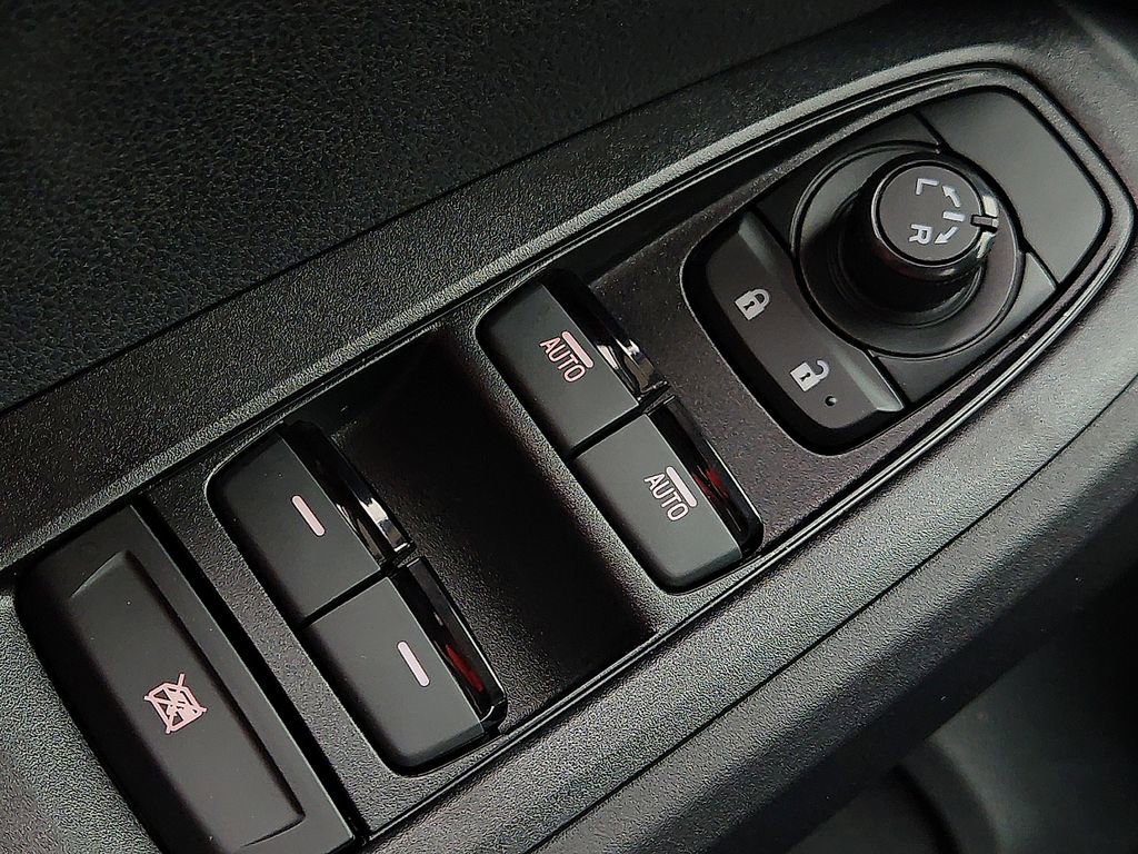 Used 2026 Subaru Crosstrek 2.0i Premium image 18