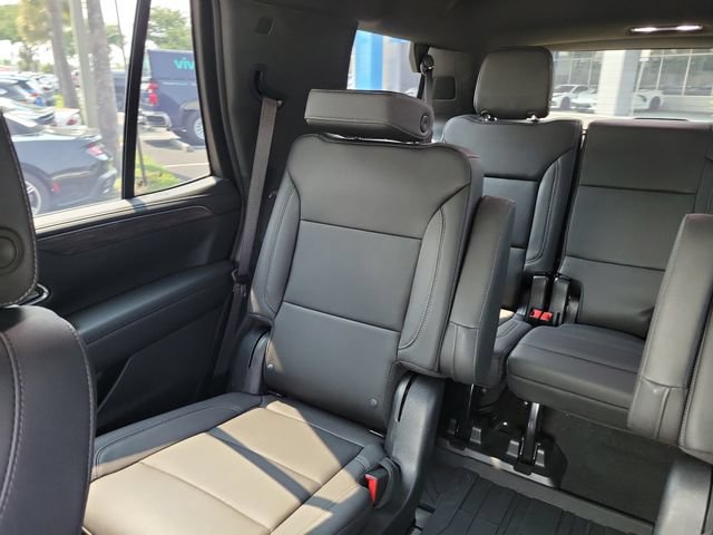 Certified 2023 Chevrolet Tahoe Z71 w/ Luxury Package AWD/4WD image 13