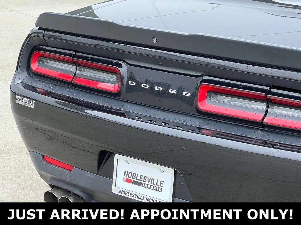Used 2016 Dodge Challenger R/T w/ Blacktop Package RWD image 11