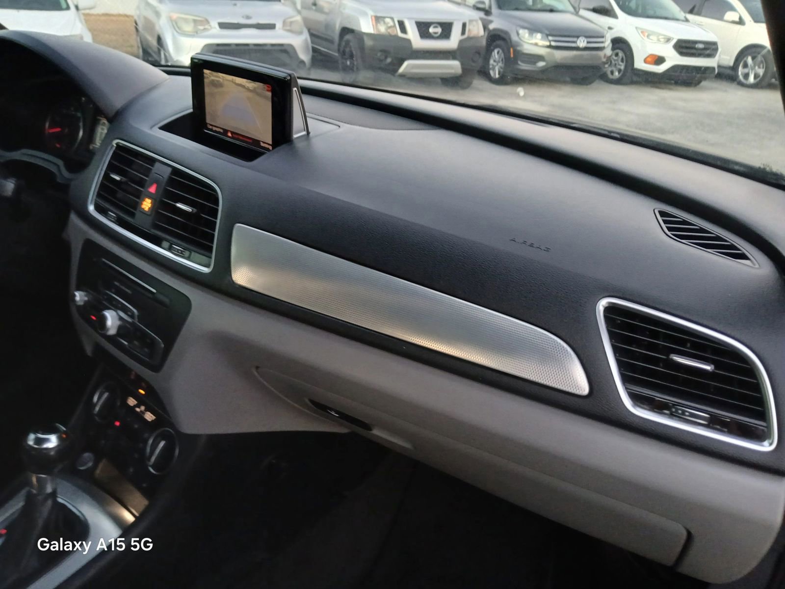 Used 2018 Audi Q3 2.0T Premium FWD image 18