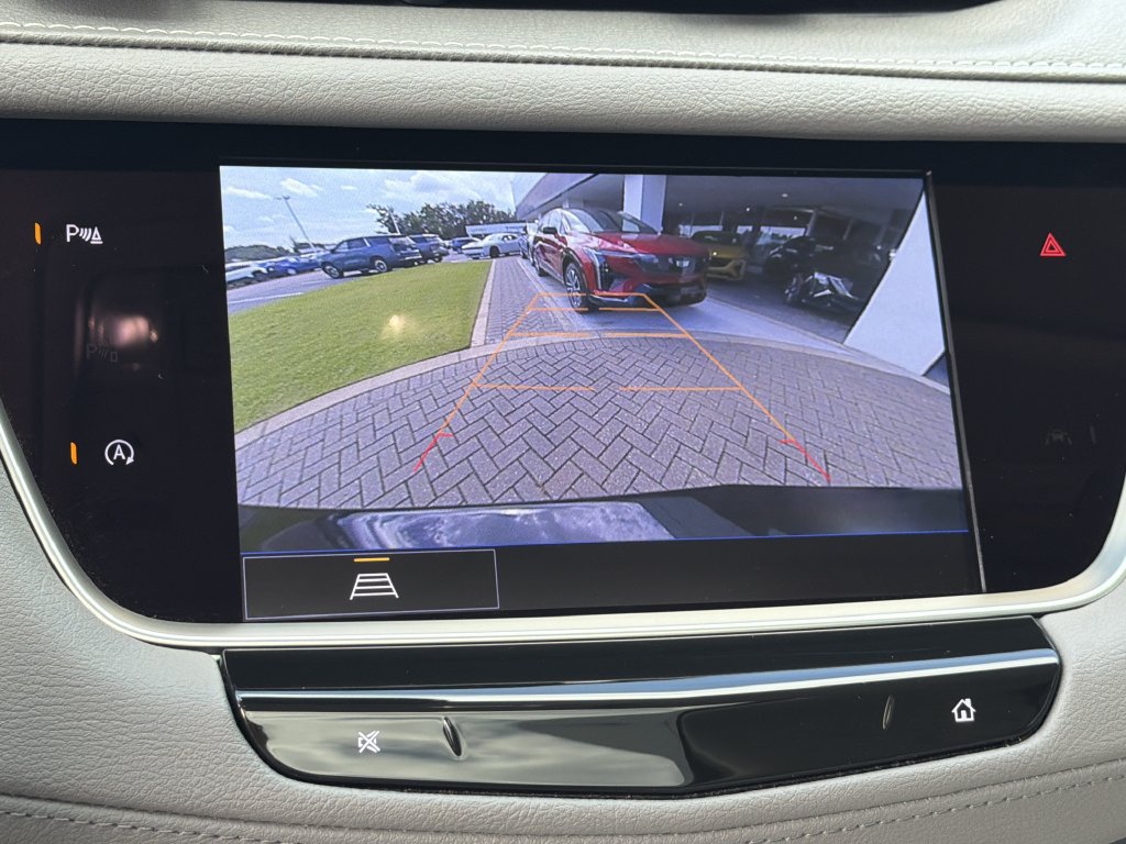 Certified 2025 Cadillac XT5 Premium Luxury FWD image 26
