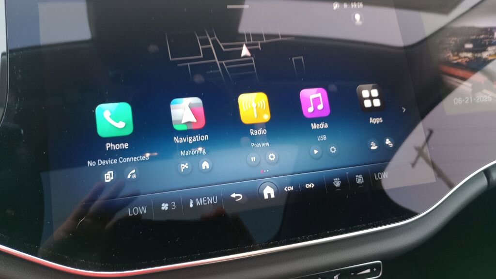 New 2025 Mercedes-Benz E 350 4MATIC Sedan image 11