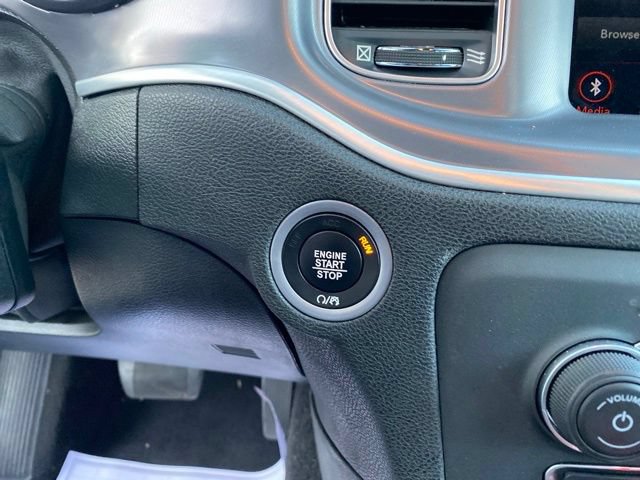 Used 2020 Dodge Charger SXT AWD/4WD image 17