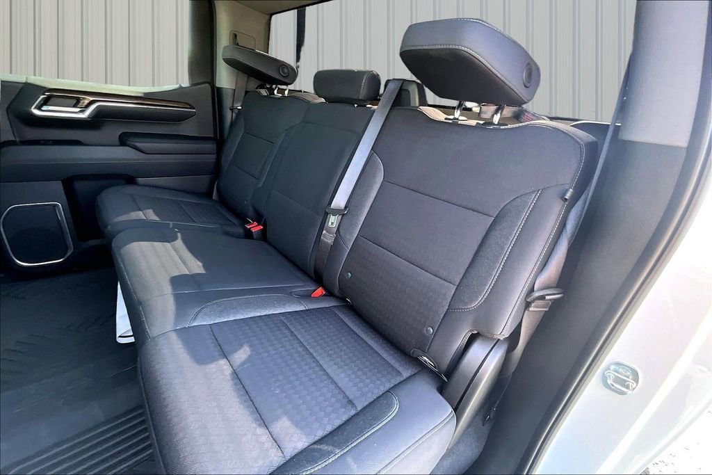 Used 2023 Chevrolet Silverado 1500 RST w/ Z71 Off-Road Package AWD/4WD image 19