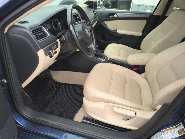 Used 2013 Volkswagen Jetta TDI FWD image 12