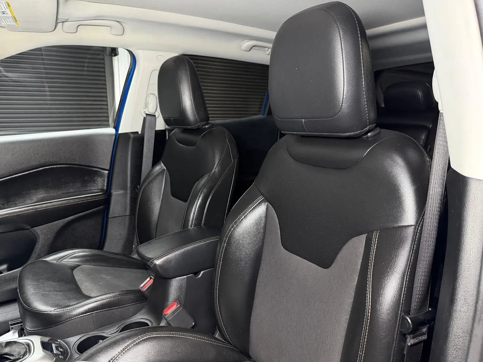 Used 2020 Jeep Compass Latitude FWD image 27
