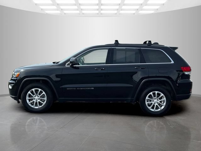 Certified 2022 Jeep Grand Cherokee Laredo E w/ Security & Convenience Group AWD/4WD image 4