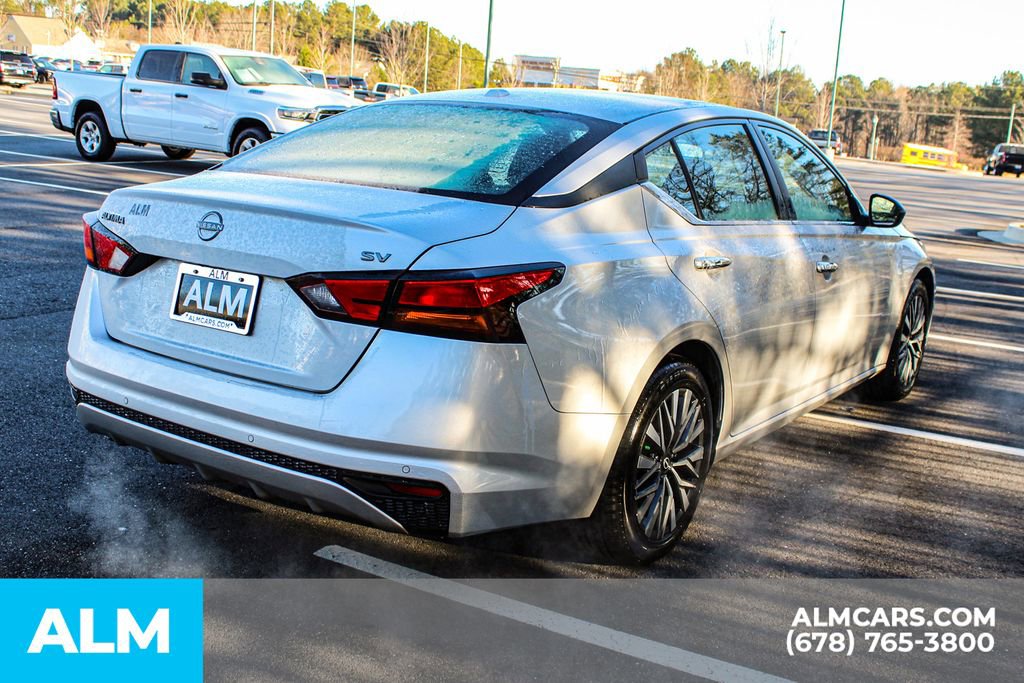 Used 2024 Nissan Altima 2.5 SV image 6