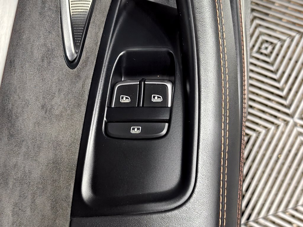 Used 2015 Audi S8 AWD/4WD image 58