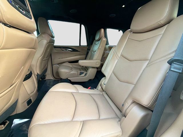 Used 2019 Cadillac Escalade Platinum image 20