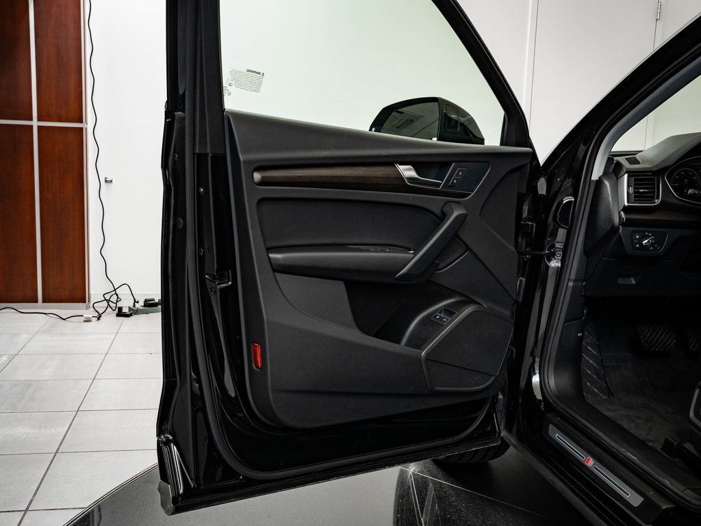 Used 2024 Audi Q5 e Premium image 28