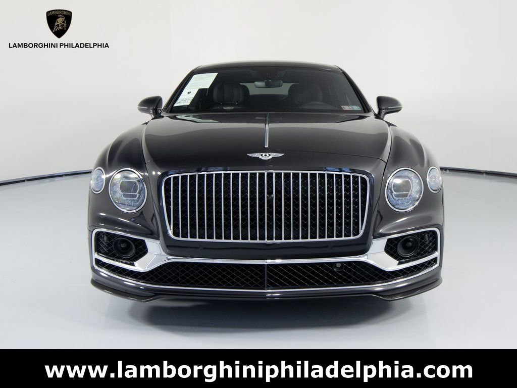 Used 2024 Bentley Flying Spur V8 video 2