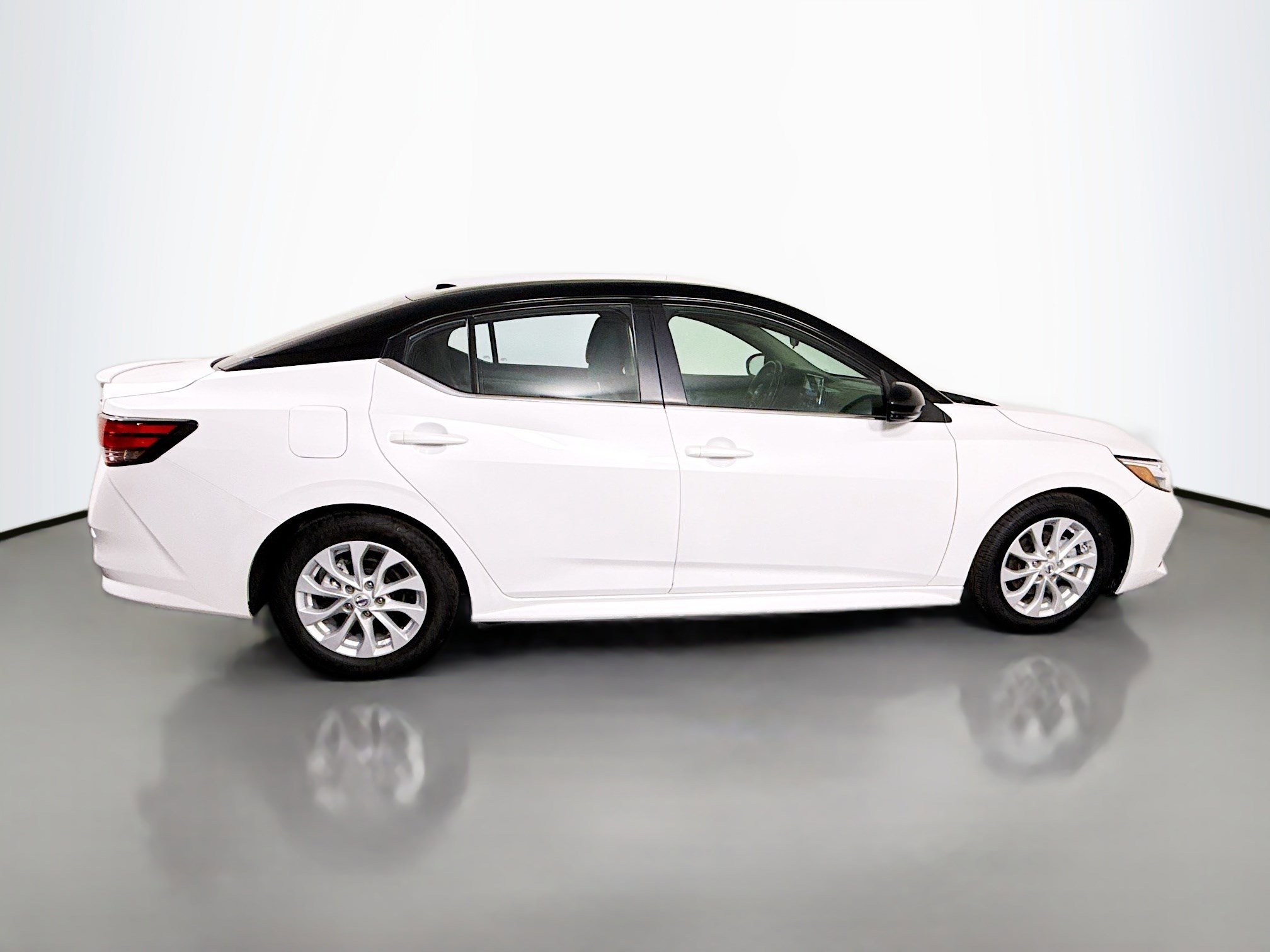 Used 2021 Nissan Sentra SR image 11
