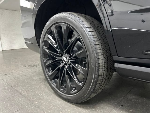 Certified 2026 Cadillac Escalade Platinum Sport w/ LPO, ONYX Package AWD/4WD image 12