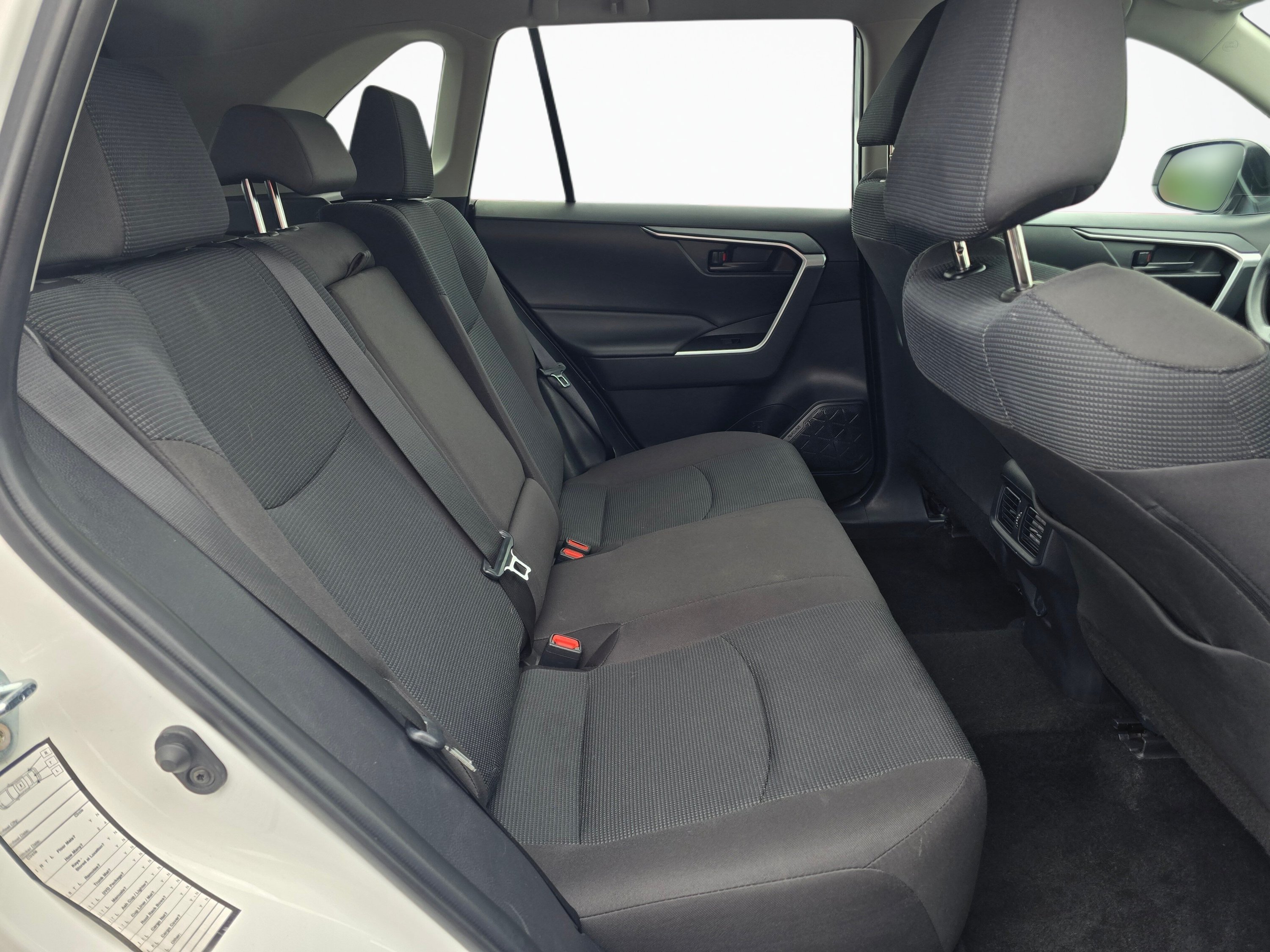 Used 2025 Toyota RAV4 LE AWD/4WD image 24