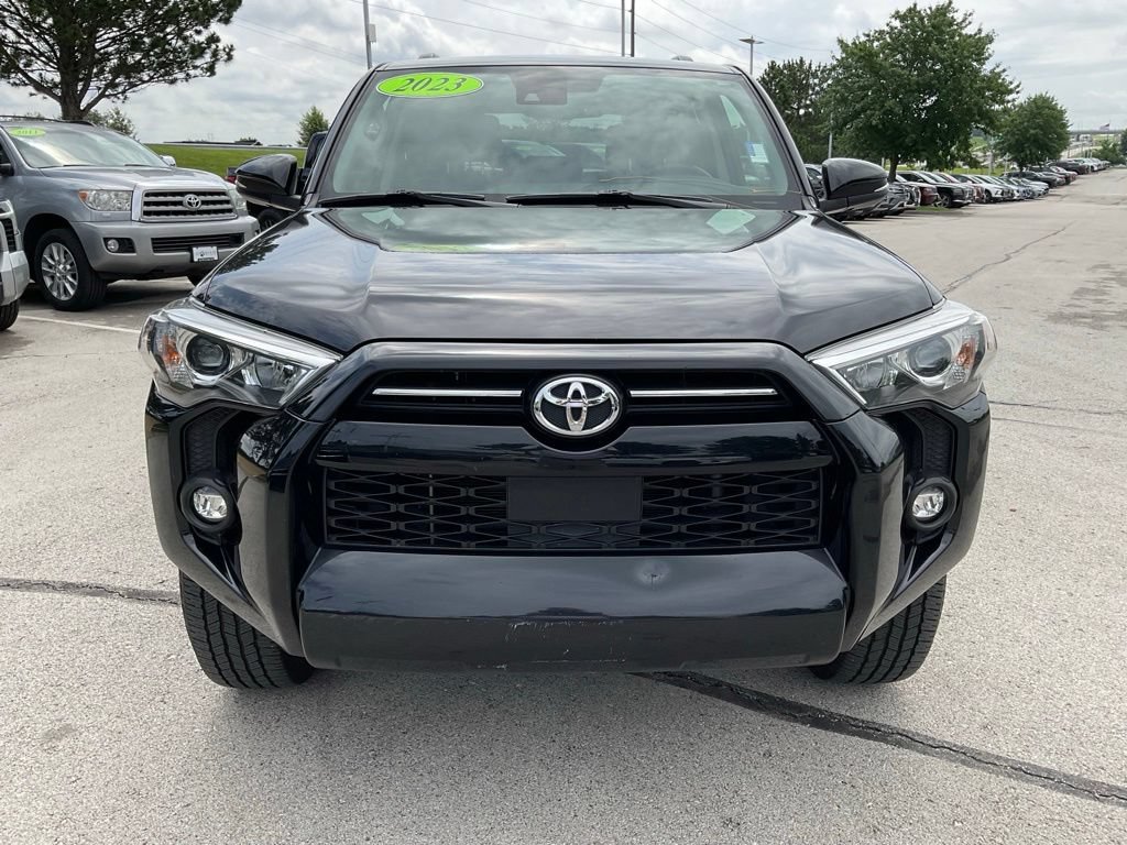 Used 2023 Toyota 4Runner SR5 Premium w/ Moonroof Package AWD/4WD image 2