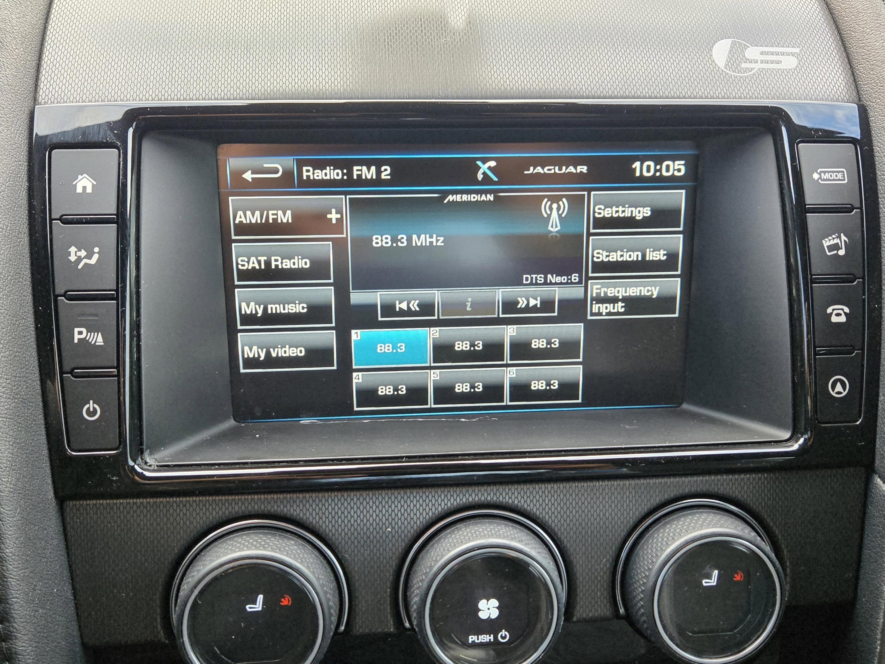 Used 2016 Jaguar F-TYPE S image 21