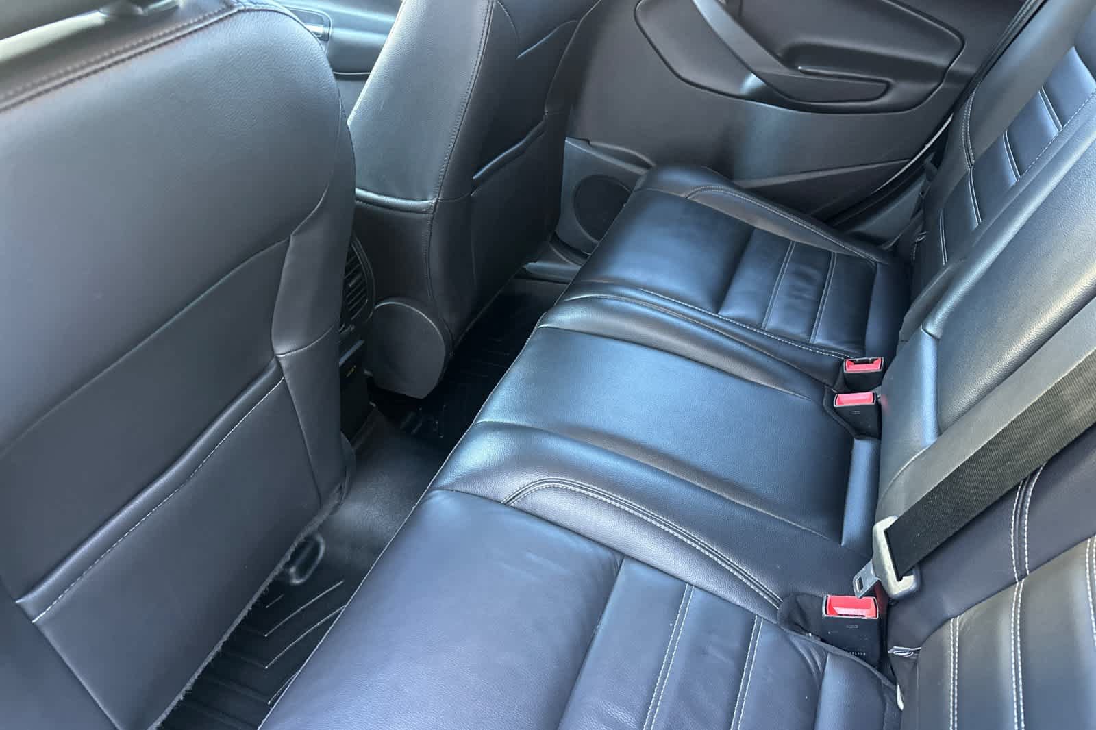 Used 2017 Ford Escape Titanium AWD/4WD image 4