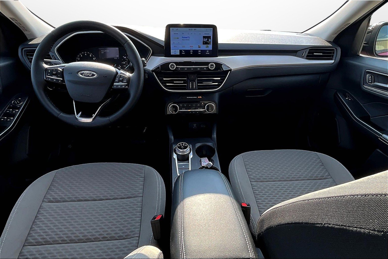 Used 2022 Ford Escape SE w/ SE Sport Appearance Package AWD/4WD image 14